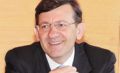 Vittorio Colao, global CEO, Vodafone Vittorio Colao, global CEO, Vodafone