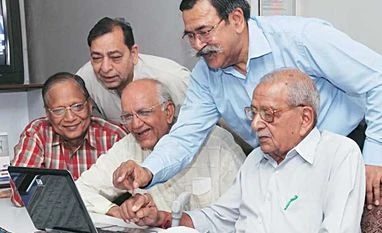 UP Police to celebrate Diwali at old age homes, orphanages UP Police to celebrate Diwali at old age homes, orphanages