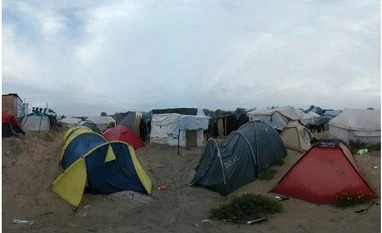 2,318 migrants evacuated from Jungle camp Tents and trash litter the "Jungle" migrant camp at the beginning of the evacuation and dismantlement of the area in Calais, France.Photo: Reuters