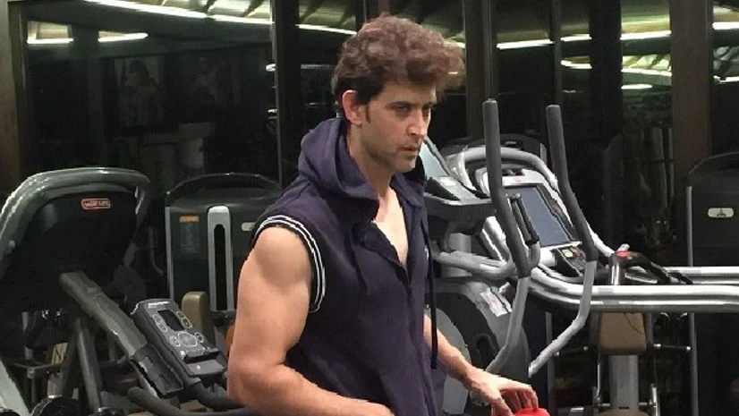 Ο Ινδός ηθοποιός Hrithik Roshan στο γυμναστήριο του σπιτιού του. Φωτογραφία: Exceed Entertainment Χρόνια πολλά για τα 50ά γενέθλια στον Hrithik Roshan: All about the Greek God of Bollywood | Ψυχαγωγικά νέα
