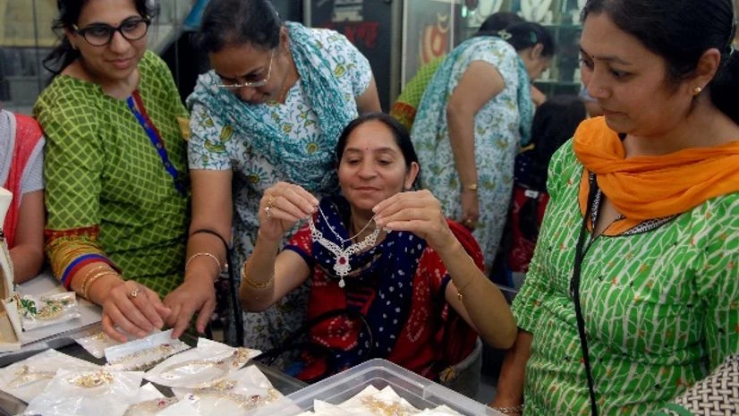 People buying gold jewellery at a store in Mumbai (Pic: Kamlesh Pednekar) People buying gold jewellery at a store in Mumbai (Pic: Kamlesh Pednekar)