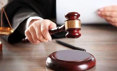 Delhi HC asks striking drivers of Ola and Uber to end stir Delhi HC asks striking drivers of Ola and Uber to end stir