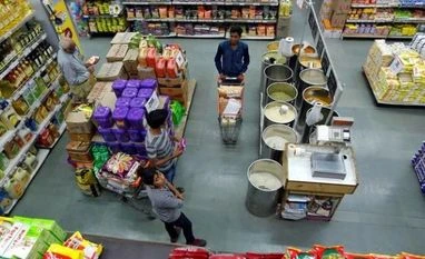 CPI inflation may average 5.3% in 2017; rate cut likely: Nomura CPI inflation may average 5.3% in 2017; rate cut likely: Nomura