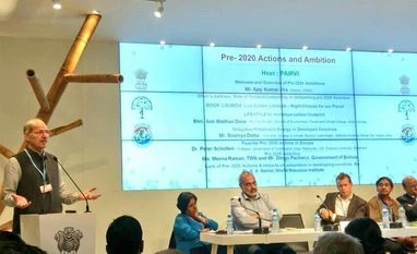 Wasting food is akin to being 'carbon criminal': Anil Dave Environment Minister Anil Madhav Dave. (Photo: Twitter/@anilmdave)