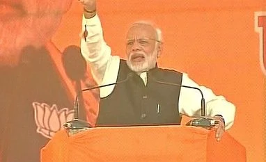 Politicians under whom chit-fund scams prospered now raising a finger at me: PM on Mamata Narendra Modi