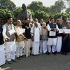 erala opposition MP's accross party lines protest in Parliament against demonetisation