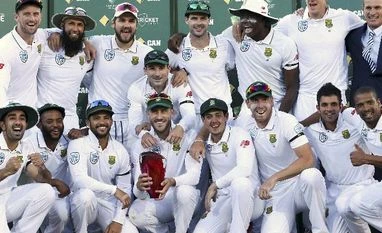 Australia beat South Africa by 7 wickets to end Test match losing streak The South African team members pose for a photo with their trophy at the end of their cricket Test match against Australia in Adelaide. Australia win the match while South Africa took the series 2-1.