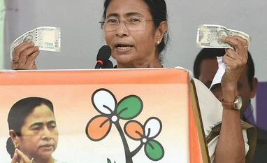 Govt faces flak over note culling, tries to assuage concerns Mamata Banerjee, Mamata