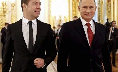Russian government resigns after President Putin announces reforms Vladimir Putin, Dmitry Medvedev, Russia, Kremlin, Moscow