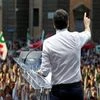 Italian Prime Minister  Matteo Renzi speaking during a rally in Rome. (Photo: Reuters)