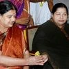 After Amma, Chinnamma: Sasikala to head AIADMK as General Secretary