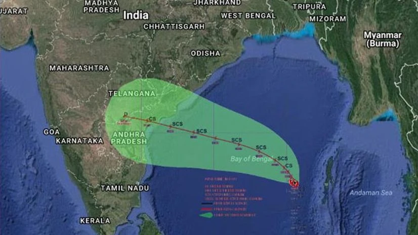 Expected path of cyclone Vardah. It is to hit Andhra coast near Machilipatnam by December 12 noon. Photo: Twitter (@ANI_news) Expected path of cyclone Vardah. It is to hit Andhra coast near Machilipatnam by December 12 noon. Photo: Twitter (@ANI_news)