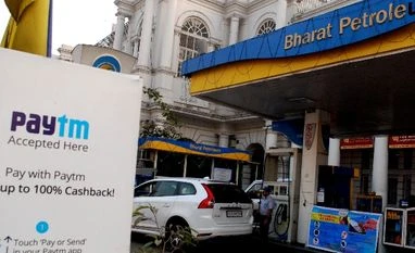 Discount on petrol, diesel buy via digital mode from midnight Paytm