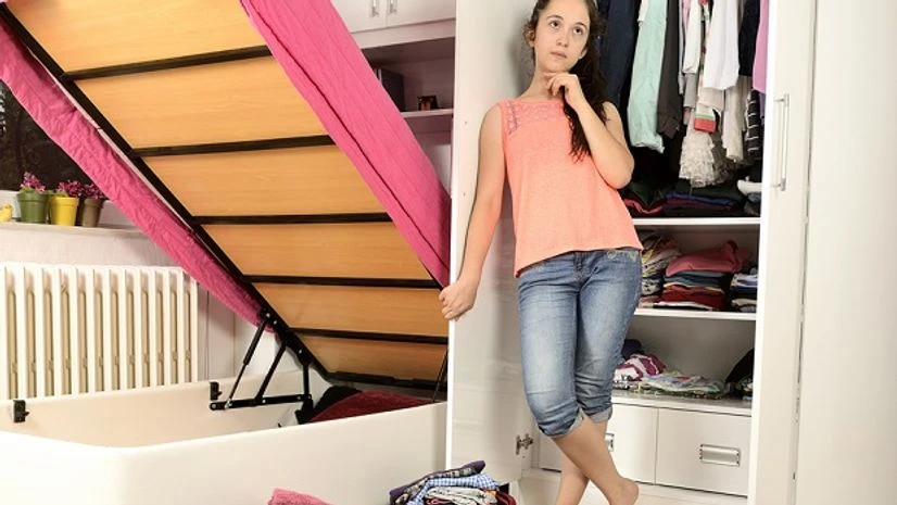 Mitali Saran: Closet Economics Mitali Saran, STET, closet, economics