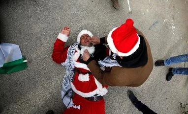 Defying pressure, US lets UN denounce Israeli settlements Israel, Palestine