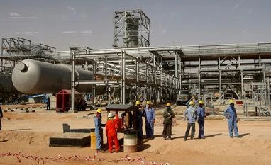 Saudi Arabia planning to sell 49% of Aramco, says report oilfield