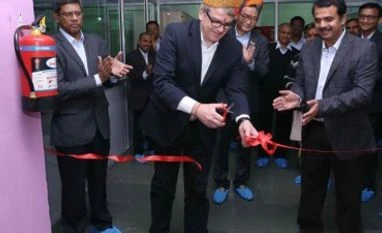 AkzoNobel opens specialty coatings facility in Noida AkzoNobel inaugurates the specialty coatings facility in Noida