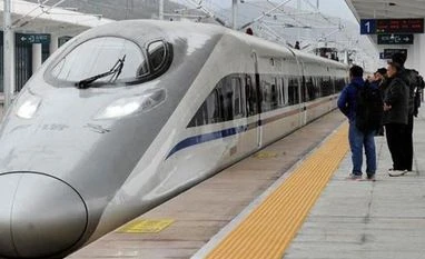 China halts freight train traffic with North Korea due to Covid-19 spread China freight train service