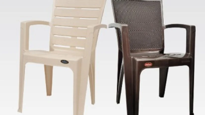 Plastic chairs Plastic chairs