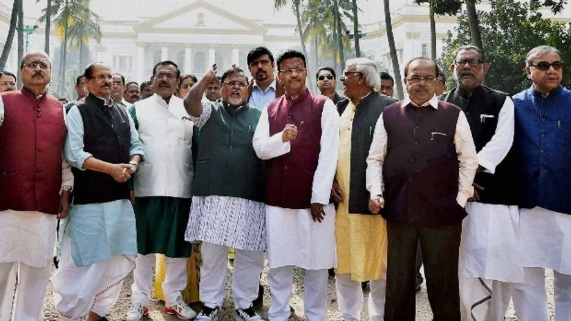 TMC leaders protest in New Delhi. Photo: PTI TMC leaders protest in New Delhi. Photo: PTI