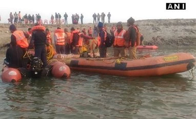 Patna boat tragedy 'failure' of Nitish govt: Radha Mohan Singh Patna boat tragedy