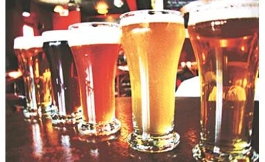 Students plan to brew beer on the Moon BEER