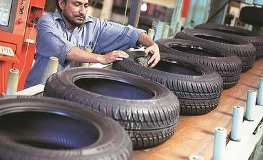 Falling rubber to lift Apollo Tyres Apollo Tyres, two-wheelers, heavy vehicles