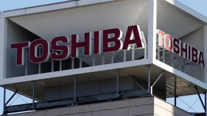 Logo of Toshiba Corp at its headquarters in Tokyo Logo of Toshiba Corp at its headquarters in Tokyo