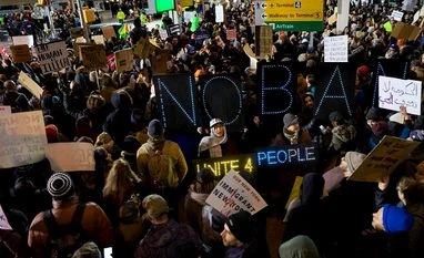 Does immigration increases crime? Here is what the research says Immigration and crime: What does the research say?