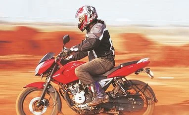 AIADMK demands centre to modify mandatory helmet wearing rule in Puducherry Bike market