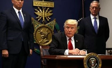 Trump reverses Obama's rule, restores right to buy guns to the mentally ill donald trump, trump news, trump immigration order, trump immigration, us immigration ban