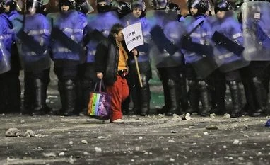 After EU's warning to Romania against corruption decree, protests grow Romania, Bucharest, Corruption, protests