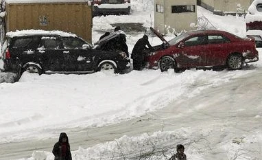 Death toll from Afghanistan avalanches tops 100 Death toll from Afghanistan avalanches tops 100