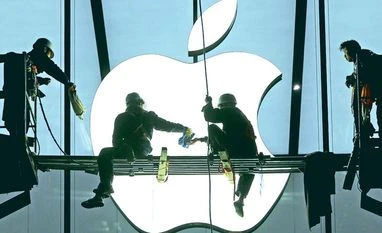 Govt is considering Apple's proposal of Indian unit 'favourably' apple