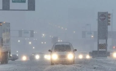 Heavy snow hits US northeast Snow, US, blizzard, New Jersey