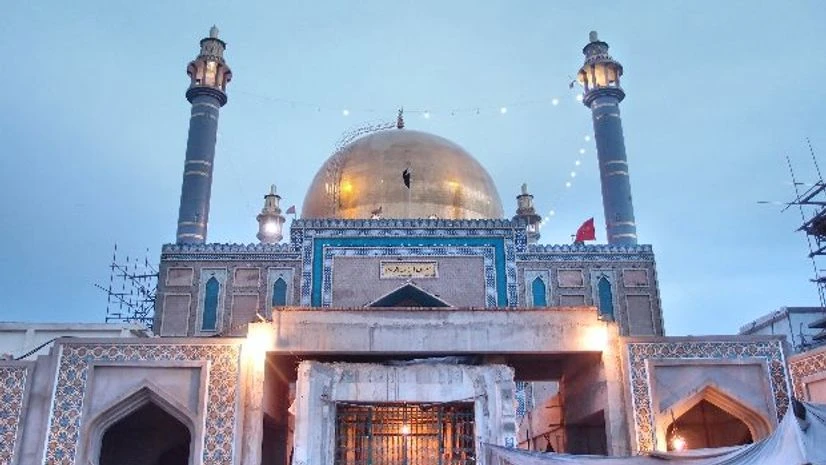lal shahbaz qalandar lal shahbaz qalandar