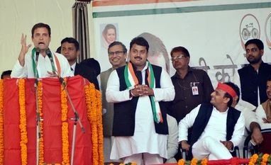 UP assembly polls: Target Mallya, not poor of UP, says Rahul to PM Modi Up assembly polls, Congress, Rahul Gandhi election rally, Gorakhpur, UP, Akhilesh Yadav