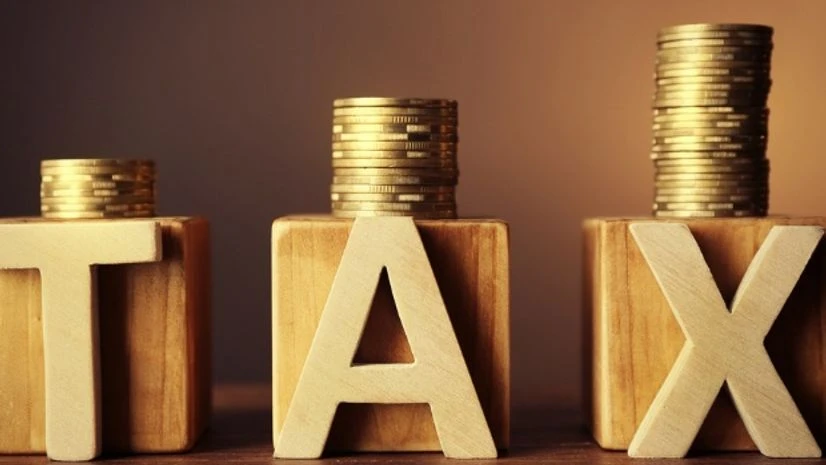 3 Tamil Nadu ministers booked for 'obstructing' I-T officers 3 Tamil Nadu ministers booked for 'obstructing' I-T officers