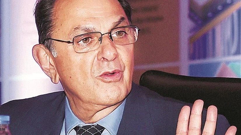 Nusli Wadia Nusli Wadia