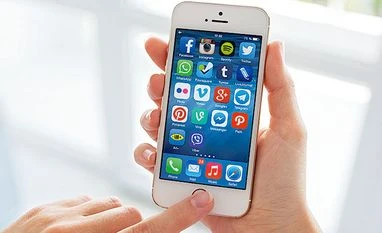 Apple rebrands iTunes Podcasts as 'Apple Podcasts' from its app Apple rebrands iTunes Podcasts as 'Apple Podcasts' from its app