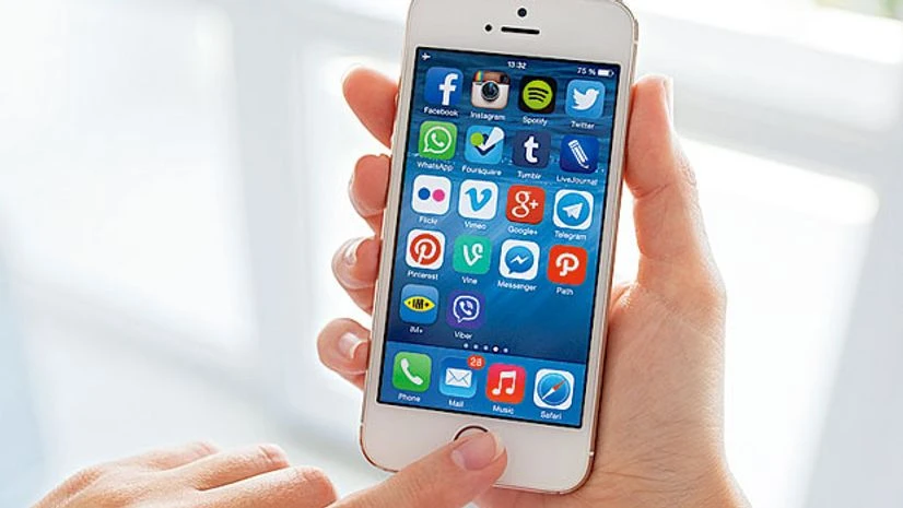 Apple rebrands iTunes Podcasts as 'Apple Podcasts' from its app Apple rebrands iTunes Podcasts as 'Apple Podcasts' from its app