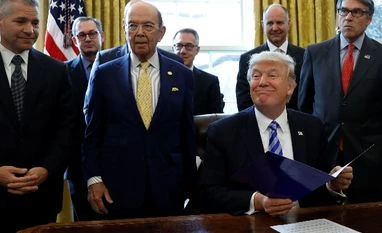 Donald Trump greenlights Keystone XL pipeline, but obstacles loom Donald Trump