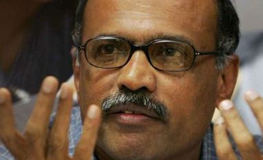 Captain Gopinath back in the game; Deccan Charter to fly on regional routes Captain gopinath, deccan charter