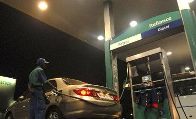 RIL's oil & gas revenue drops 30.9% at Rs 5,191 cr Reliance