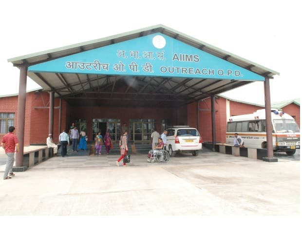 Ailing Health For ailing health system, a new policy but no cure | Economy & Policy ...