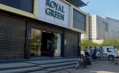 SC ban on liquor vends: Watering holes along highways go high and dry Highways liquor ban, liquor ban, liqour