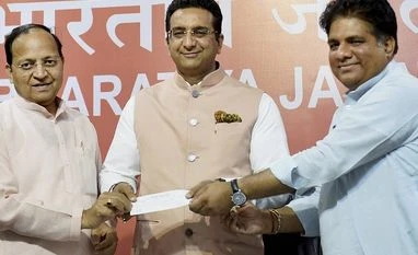 Ex-SP leader Gaurav Bhatia joins BJP; lauds PM Modi's vision BJP, Samajwadi Party, SP, Gaurav Bhatia, Bharatiya Janata Party, New Delhi