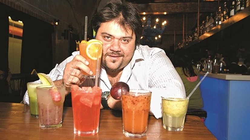 Riyaaz Amlani Riyaaz Amlani