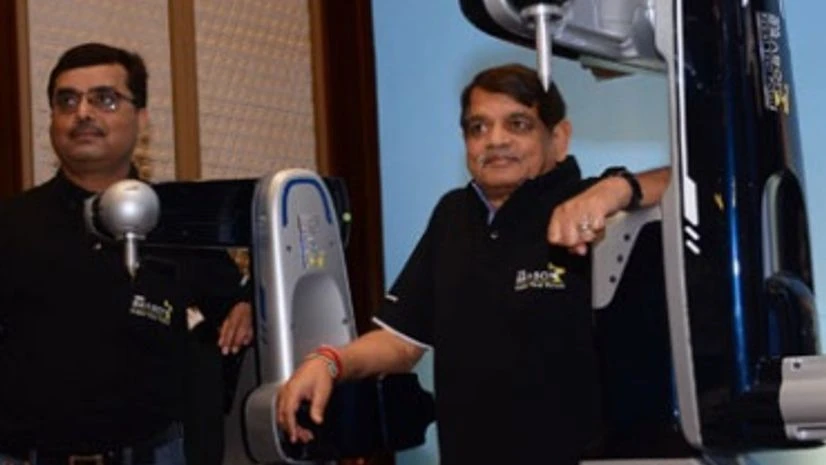 TAL Manufacturing officials with TAL Brabo robot TAL Manufacturing officials with TAL Brabo robot