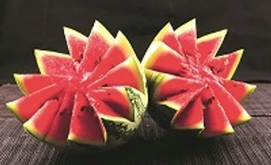 Best Food Articles to Eat This Summer Watermelon